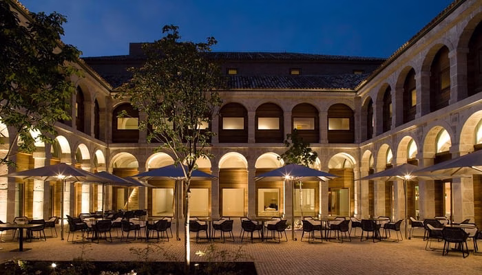 Fin del Estado de Alarma-2. Paradores